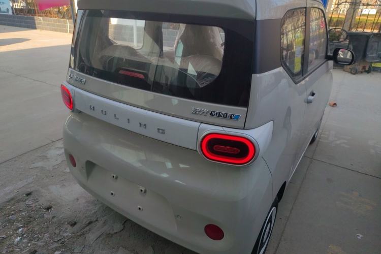 Used Wuling Hongguang MINIEV 2024 3rd Generation 215km Youth Edition
