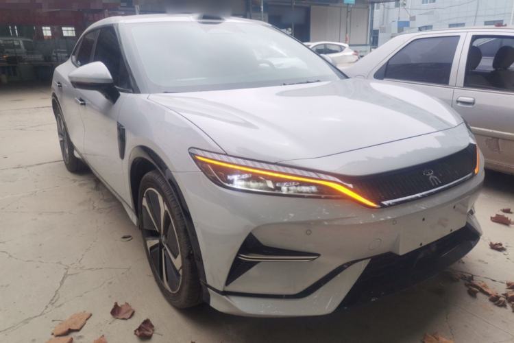 Used BYD Song L EV 2025 Intelligent Driving Version 662 km LiDAR Excellence Edition
