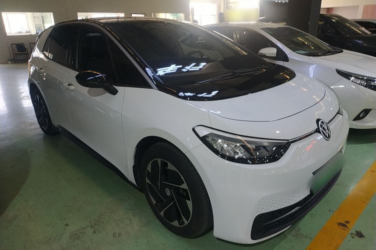 Used Volkswagen ID.3 2025 Smart Edition Outstanding Model
