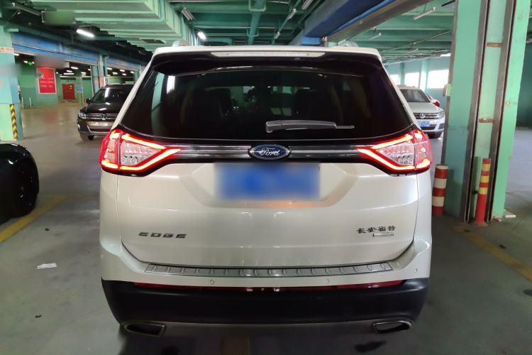 Used Ford Edge 2015 2.0T GTDi Two-Wheel-Drive High-Line Version
