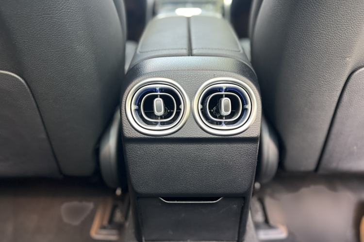 Used Mercedes-Benz C-Class 2023 Restyled C 260 L Sport Edition
