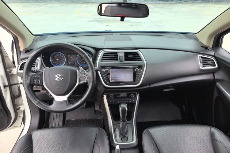 Used Suzuki S-Cross 2015 1.4T Automatic Two-Wheel Drive Prestige Model
