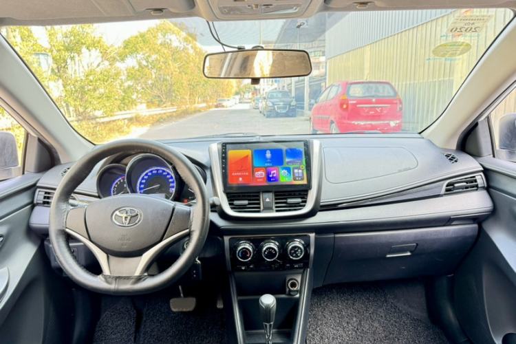 Used Toyota YARiS L 2016 Revised Version 1.5G CVT with Dynamic Sunroof
