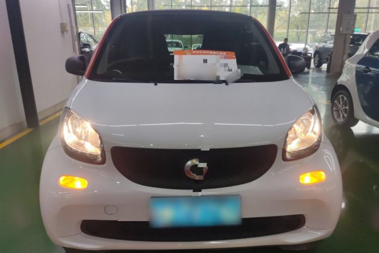 Used  fortwo 2015 1.0L 52 kW hardtop Dynamic version