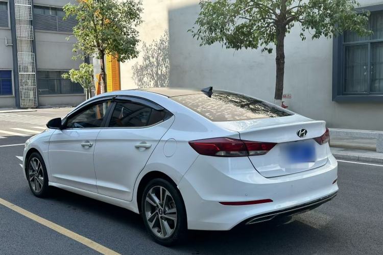 Used Hyundai Elantra 2016 1.6L Automatic ZhiXuan – Elite Version