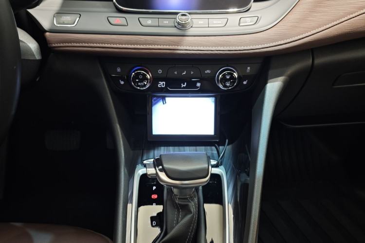 Used Buick GL6 2019 18T 6-Seater Connected Luxury Version China VI Standard
