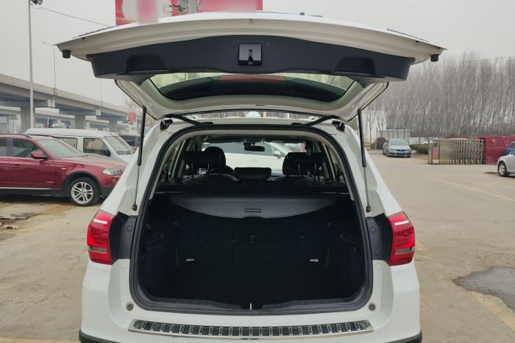 Used Haval H6 2015 Revised Version Sport Edition 1.5T Manual Transmission Two-Wheel Drive Elite Grade