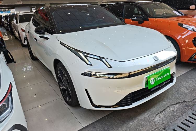 Used Lynk & Co 07 2024 EM-P 126 Long-Range Halo
