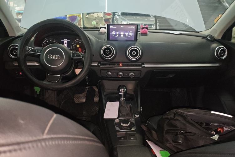 Used Audi A3 2016 Limousine 35 TFSI Prestige Edition
