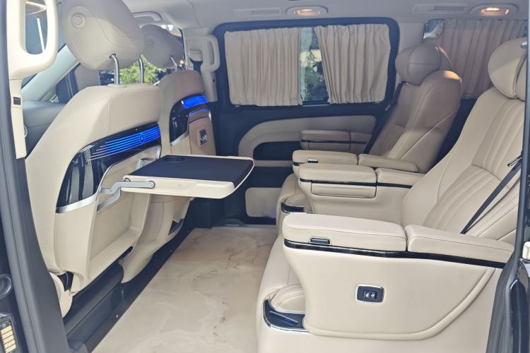 Used Mercedes-Benz Vito 2023 2.0T Business Version 7 Seats