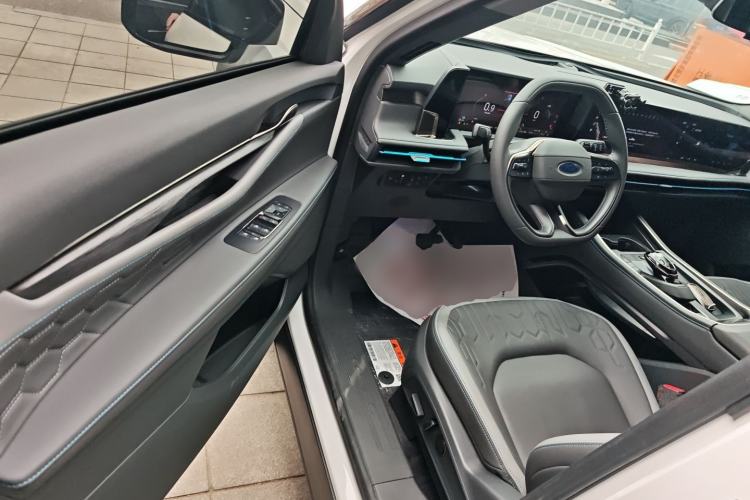 Used Ford Edge 2023 Ford Explorer L 2.0T EcoBoost Two-Wheel Drive 7-Seater Luxury Model
