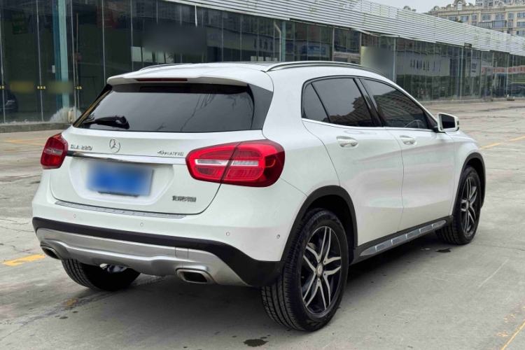 Used Mercedes-Benz GLA 2015 GLA 220 4MATIC Fashion Model