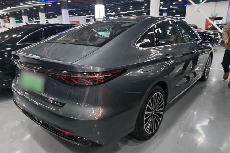 Used Chery Fengyun A8L 2025 1.5 TGDI 145 km Luxury Version
