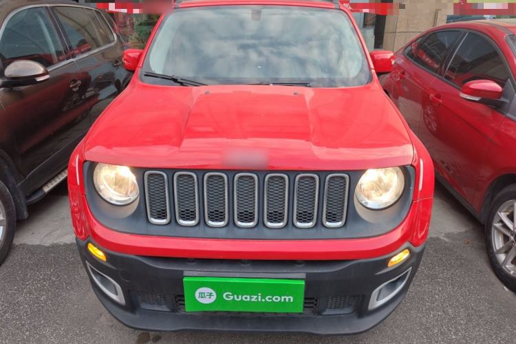 Used  Renegade 2018 Connected Large Screen Version 180T Automatic High-Energy Edition
