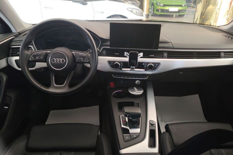 Used Audi A4L 2020 40 TFSI Luxury Dynamic Model