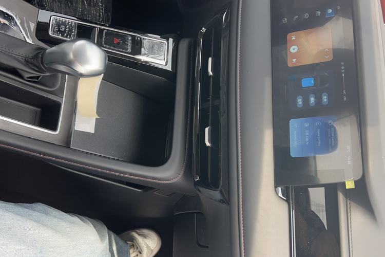 Used Roewe i5 2023 1.5L CVT Luxury Edition
