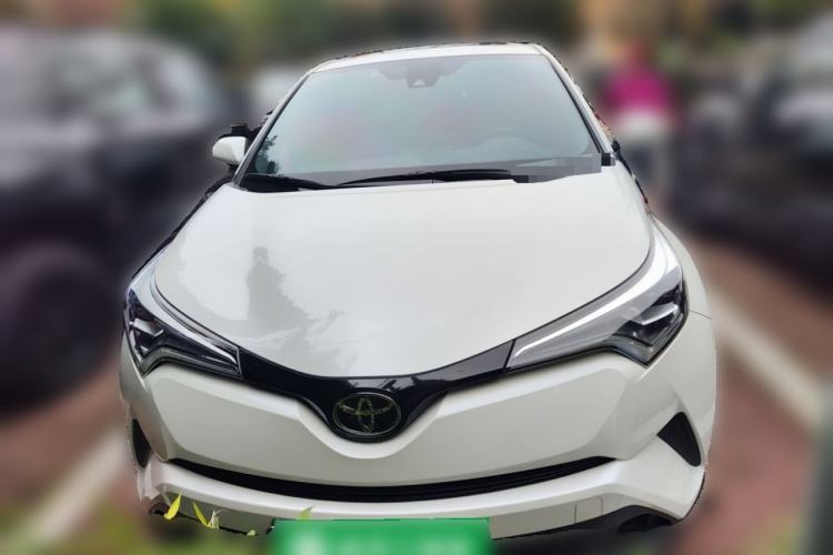 Used Toyota IZOA 2020 2.0L Yichi Version
