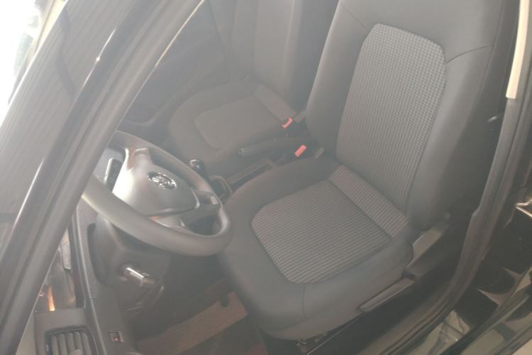 Used Volkswagen Santana 2016 1.6L Manual Fashion Edition