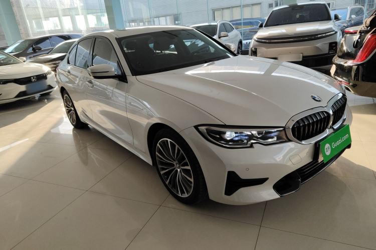 Used BMW 3 Series 2022 320i Sport Package
