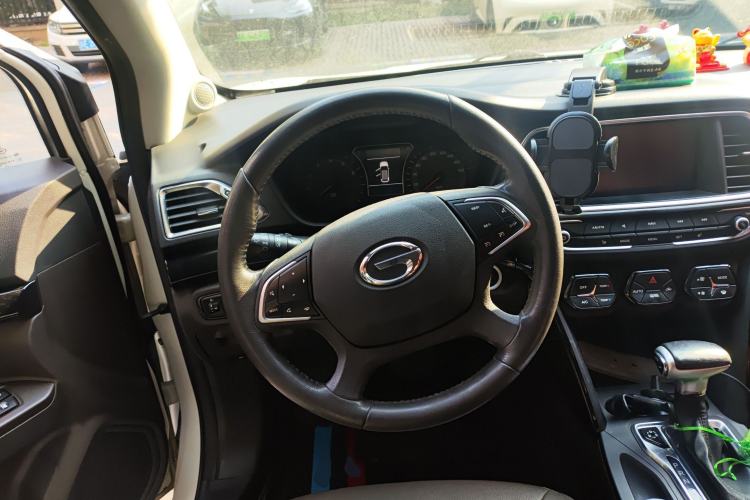 Used GAC Trumpchi GS4 2017 235T Automatic Two-Wheel Drive Luxury Smart Connectivity Version
