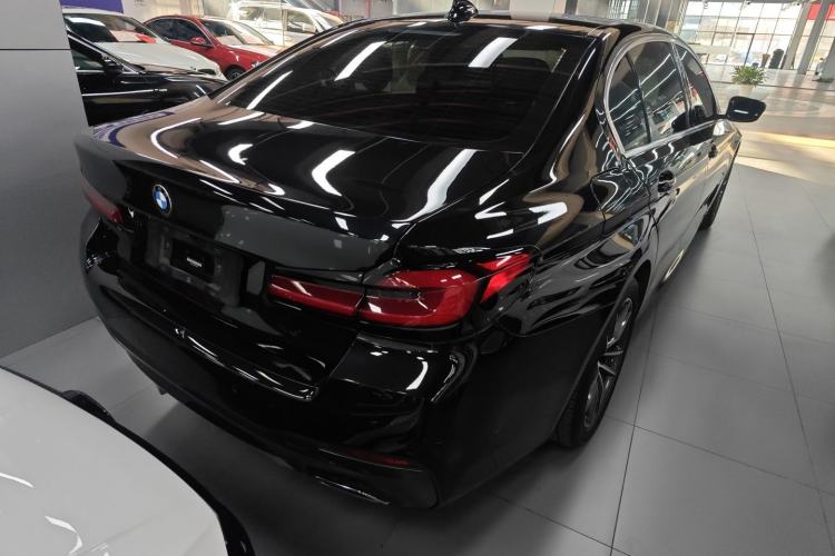 Used BMW 5 Series 2022 525Li M Sport Package