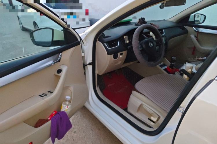 Used Skoda Octavia 2016 1.6L Manual Trend Edition
