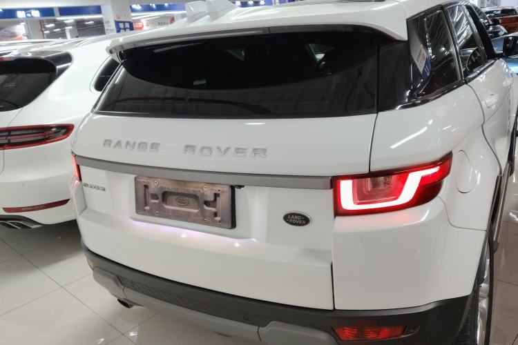 Used Land Rover Range Rover Evoque 2018 240PS PURE Style Edition
