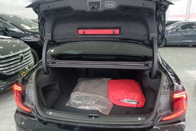 Used Volvo S90 2024 B5 Luxury Smart Edition