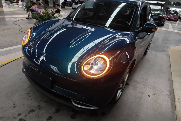 Used ORA Good Cat 2023 401 km Standard Range Luxury Version Lithium Iron Phosphate