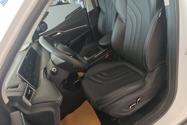 Used NETA U 2022 Zhi400 Pro Ternary Lithium
