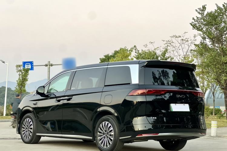 Used BYD Xia 2025 DM-i 1.5T 100km Leading Model
