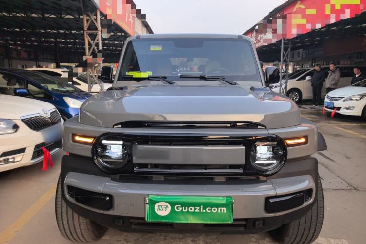 Used  V23 2025 401 Two-Wheel Drive Advanced Edition