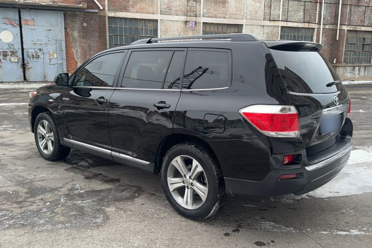 Used Toyota Highlander 2012 2.7L Two-Wheel Drive 7-Seater Luxury Edition

