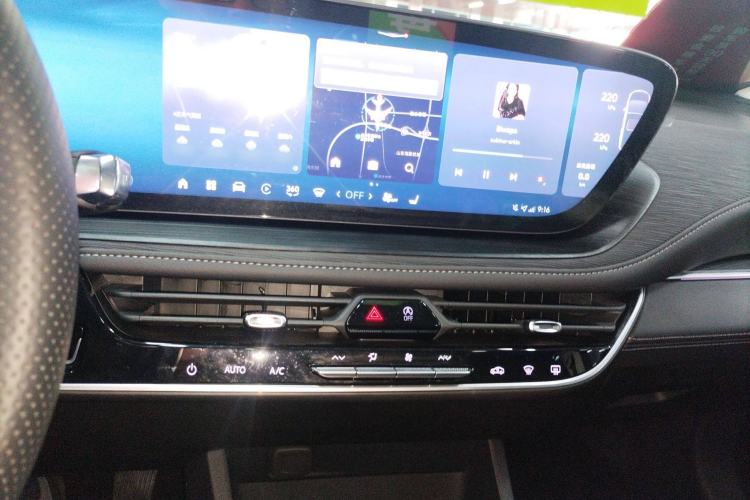 Used Buick LaCrosse 2023 28T Prestige Edition
