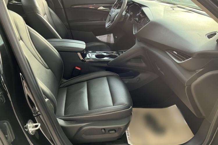 Used Buick Envision 2023 Encore S 552T Two-Wheel Drive Luxury Model
