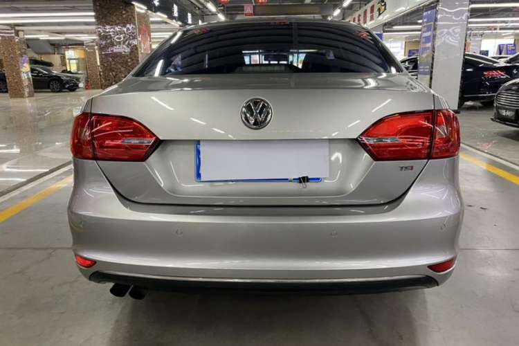 Used Volkswagen Sagitar 2014 1.4TSI Automatic Luxury Model
