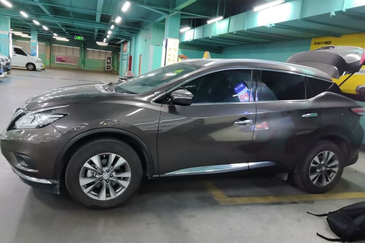 Used Nissan Murano 2021 2.5L XE Two-Wheel Drive Elite Edition
