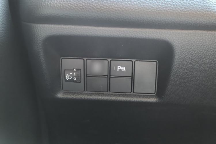 Used Honda LIFE 2021 1.5L CVT CRO-S Fun Edition
