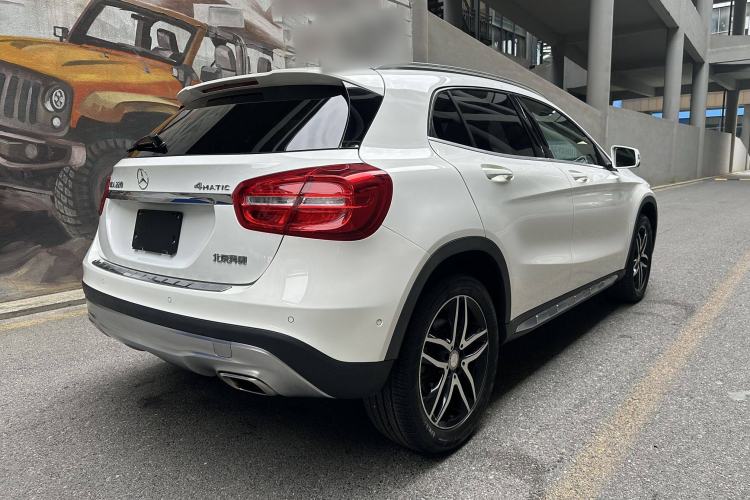 Used Mercedes-Benz GLA 2015 GLA 220 4MATIC Fashion Model