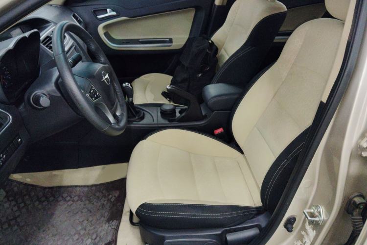 Used Haima Fumei 2014 M5 1.6L Manual Elite Model
