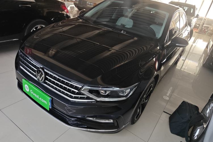 Used Volkswagen Magotan 2023 2 Million Units Commemorative Edition 330TSI DSG Luxury Version