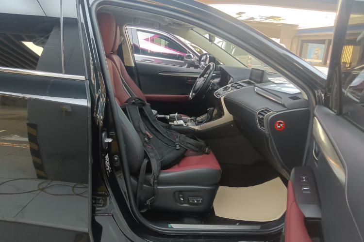 Used Lexus NX 2020 300h Front-Drive FENGSHANG Version China VI Standard
