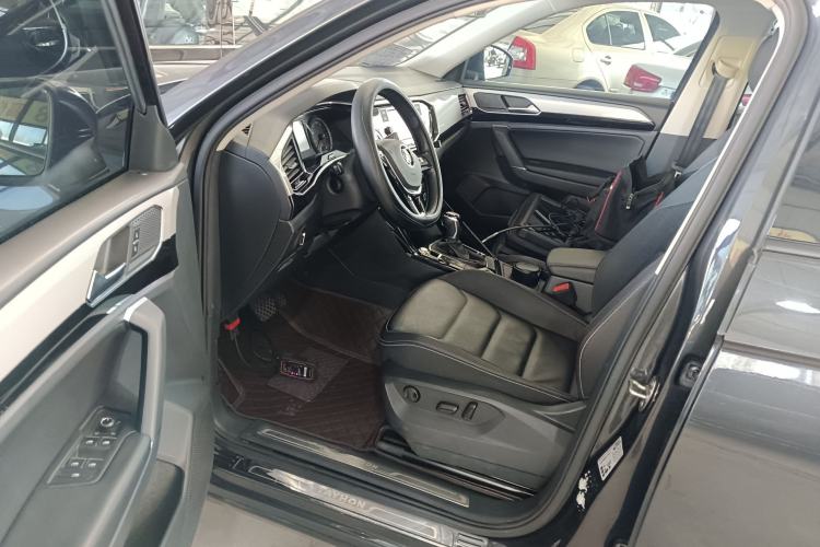 Used Volkswagen Tayron 2019 330TSI Two-Wheel Drive Luxury Model China VI Standard
