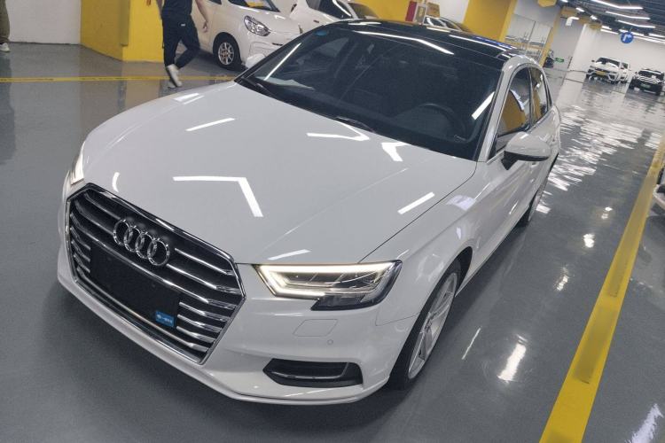 Used Audi A3 2020 Limousine 35 TFSI Style Edition China VI Emission Standard
