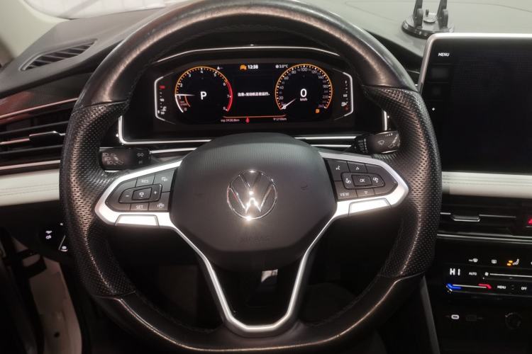 Used Volkswagen Tiguan L 2024 300TSI Automatic Two-Wheel Drive Smart Edition