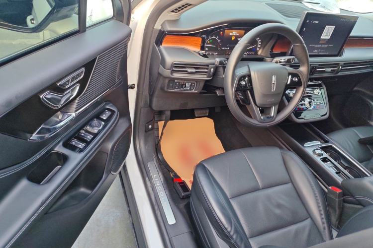 Used Lincoln Corsair 2021 2.0T Two-Wheel-Drive Luxury Edition