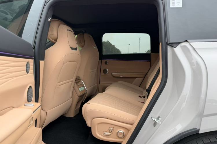 Used  Star Era ET 2024 Extended-Range 240 Ultra All-Wheel Drive
