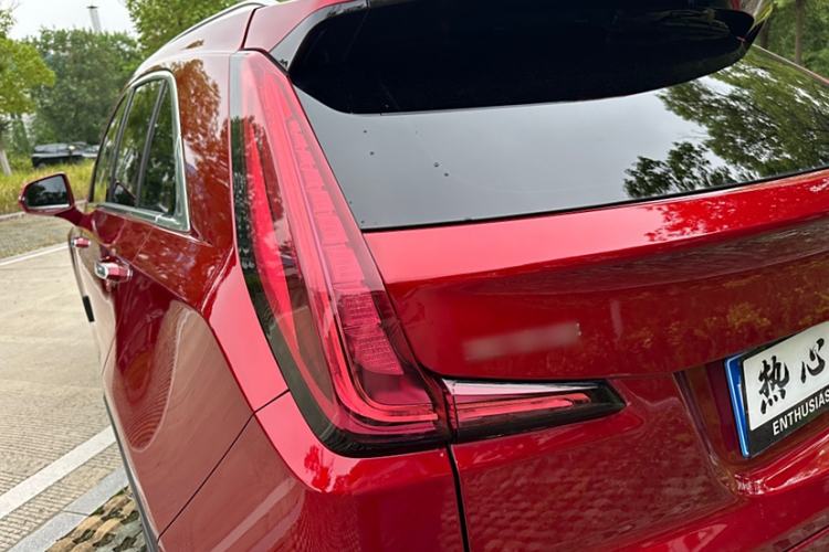 Used Cadillac XT4 2022 28T Two-Wheel-Drive Luxury Version
