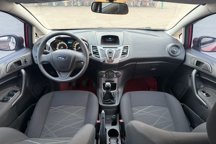 Used Ford Fiesta 2013 Sedan 1.5L Manual Fashion Edition