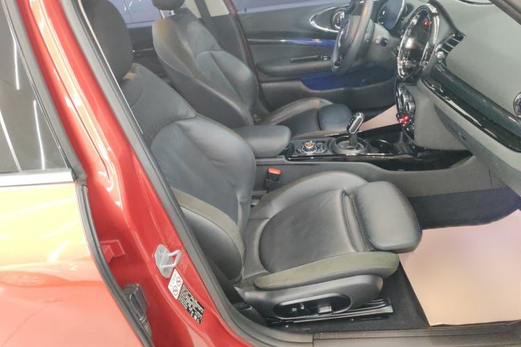 Used  Clubman 2021 1.5T COOPER Connoisseur
